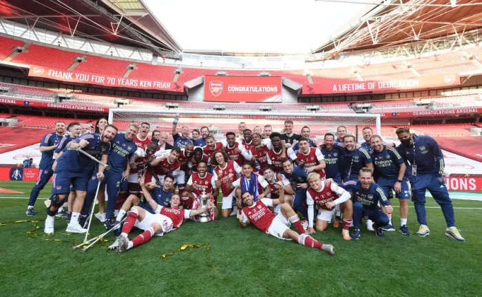 Framed Print : Arsenal Wins FA Cup Against Chelsea in Empty Wembley Stadium