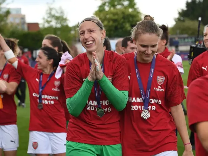 Framed Print : Arsenal Women Celebrate Championship Win with Fans: Van Veenendaal and Miedema's Triumphant Moment