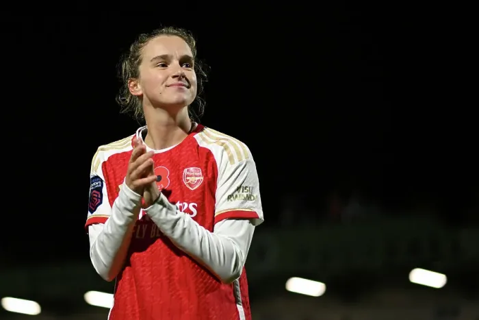 Framed Print : Arsenal Women Celebrate Conti Cup Victory over Bristol City