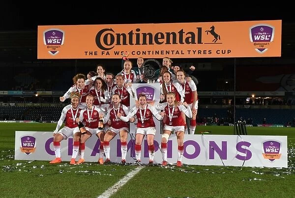 Arsenal Women Celebrate Continental Cup Victory Over Manchester City