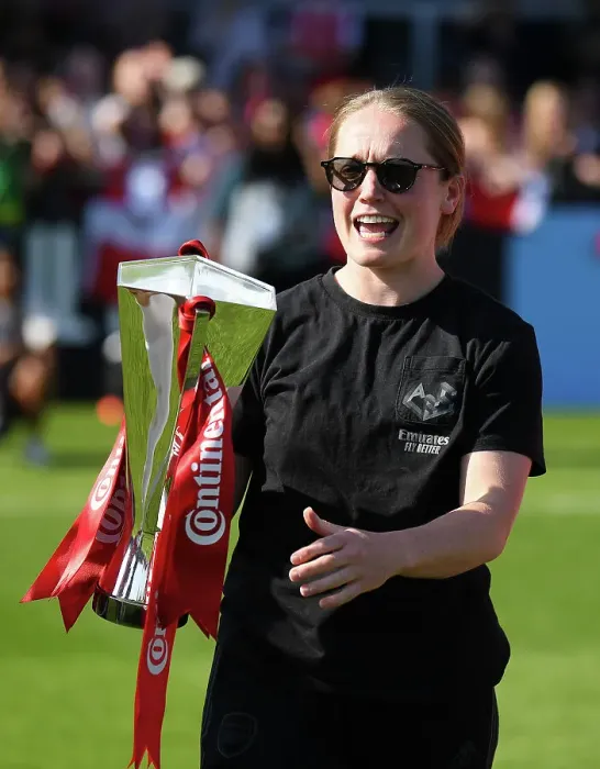 Framed Print : Arsenal Women Celebrate FA Women's Continental Cup Victory over Aston Villa