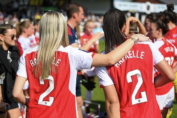 Arsenal Women Celebrate FA WSL Championship Win Over Aston Villa