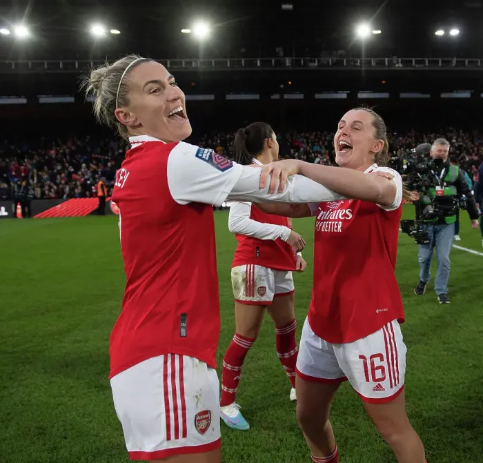 Framed Print : Arsenal Women Celebrate FA WSL Cup Final Triumph over Chelsea Framed Print : Arsenal Women Celebrate FA WSL Cup Final Triumph over Chelsea