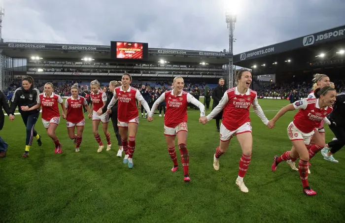 Framed Print : Arsenal Women Celebrate FA WSL Cup Final Victory over Chelsea Framed Print : Arsenal Women Celebrate FA WSL Cup Final Victory over Chelsea