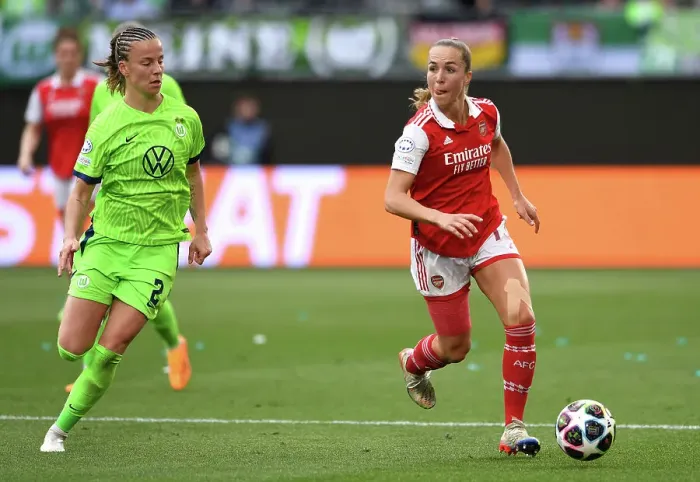 Framed Print : Arsenal Women Challenge VfL Wolfsburg in UEFA Champions League Semi-Final First Leg