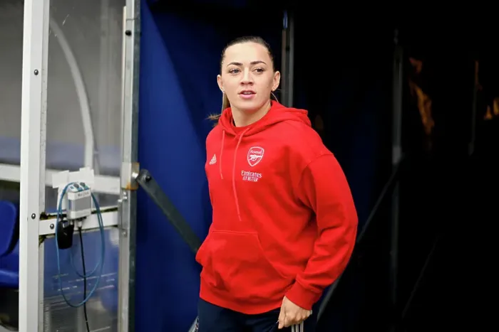 Framed Print : Arsenal Women Face Liverpool in Barclays Super League Showdown at Prenton Park