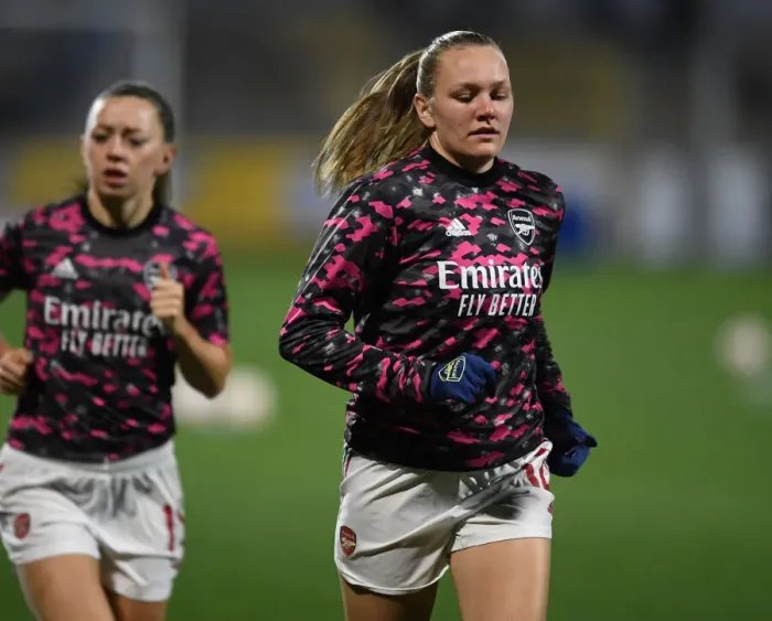 Framed Print : Arsenal Women Face Off Against 1899 Hoffenheim in UEFA Champions League Clash
