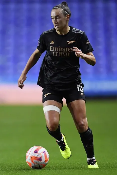 Framed Print : Arsenal Women Face Off Against Reading in FA WSL Clash