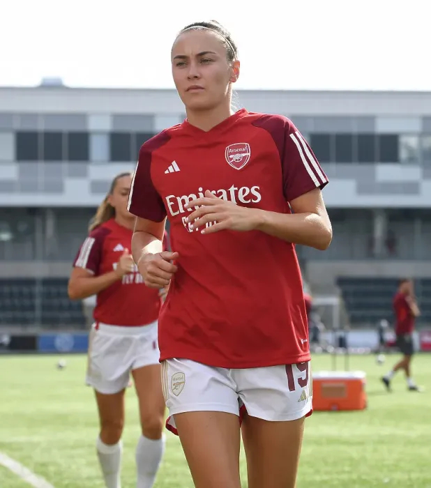 Framed Print : Arsenal Women Face Paris FC in UEFA Champions League Showdown in Sweden
