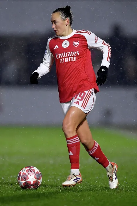 Framed Print : Arsenal Women FC v OH Leuven - UEFA Women's Champions League 2025 / 26 KO play-offs Second Leg Arsenal Women FC v OH Leuven - UEFA Women's Champions League 2025 / 26 KO play-offs