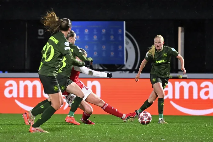 Framed Print : Arsenal Women FC v OH Leuven - UEFA Women's Champions League 2025 / 26 KO play-offs Second Leg Arsenal Women FC v OH Leuven - UEFA Women's Champions League 2025 / 26 KO play-offs Framed Print : Arsenal Women FC v OH Leuven - UEFA Women's Champions League 2025 / 26 KO play-offs Second Leg Arsenal Women FC v OH Leuven - UEFA Women's Champions League 2025 / 26 KO play-offs
