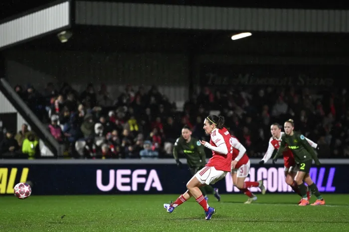 Framed Print : Arsenal Women FC v OH Leuven - UEFA Women's Champions League 2025 / 26 KO play-offs Second Leg Arsenal Women FC v OH Leuven - UEFA Women's Champions League 2025 / 26 KO play-offs