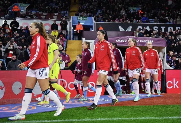 Framed Print : Arsenal Women Gear Up for Aston Villa Showdown in Barclays Super League