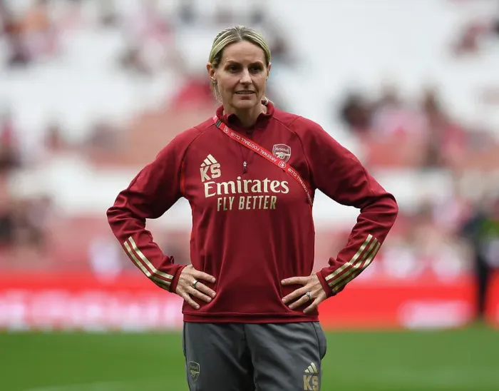 Framed Print : Arsenal Women Take on Liverpool Women in Barclays Super League Clash at Emirates Stadium (2023-24)