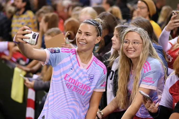 Framed Print : Arsenal Women Players Mingle with Fans after Barclays Super League Match