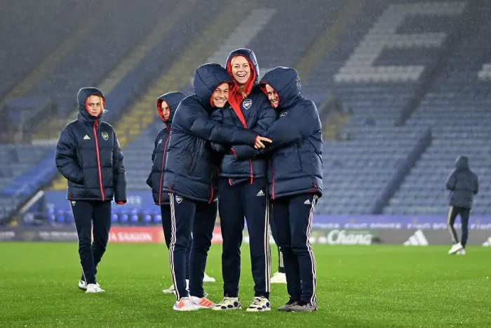 Framed Print : Arsenal Women Prepare for Leicester City Showdown in Barclays Super League