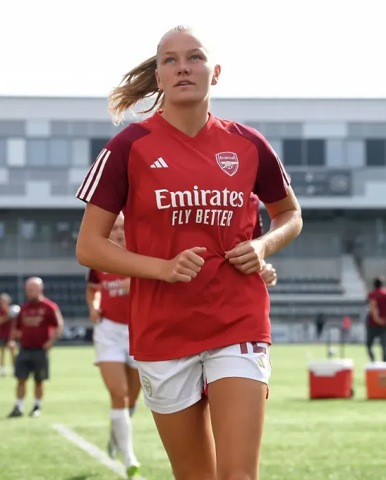 Framed Print : Arsenal Women Prepare for Paris FC Showdown in UEFA Champions League Framed Print : Arsenal Women Prepare for Paris FC Showdown in UEFA Champions League