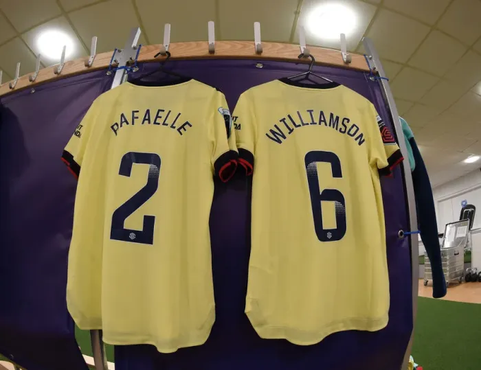 Framed Print : Arsenal Women: Rafaelle and Leah Prepare for Chelsea Showdown in FA WSL