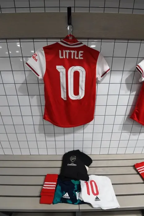 Framed Print : Arsenal Women Get Ready for FA WSL Showdown Against Tottenham Hotspur Framed Print : Arsenal Women Get Ready for FA WSL Showdown Against Tottenham Hotspur