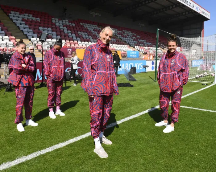 Framed Print : Arsenal Women Ready for FA WSL Showdown Against West Ham United