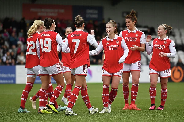 Arsenal Women Triumph Over Leeds in FA Cup Fourth Round: Caitlin Foord Scores the Opener