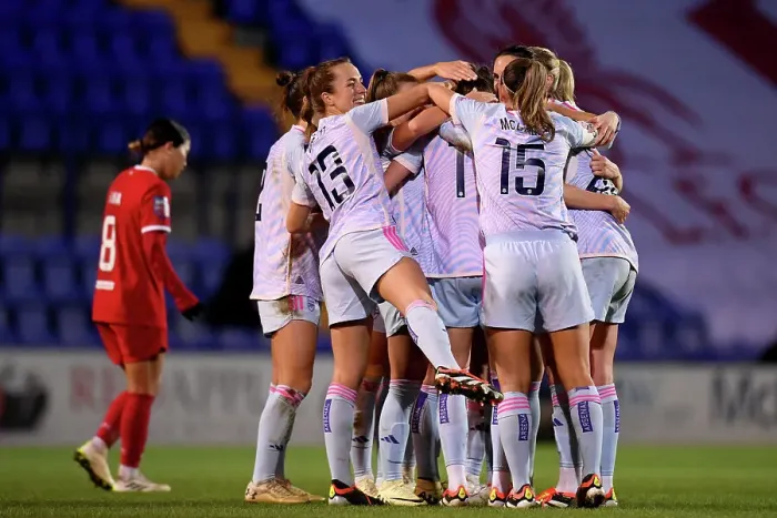 Framed Print : Arsenal Women Triumph Over Liverpool Women: Vivianne Miedema Scores First Goal in Thrilling Barclays WSL Clash