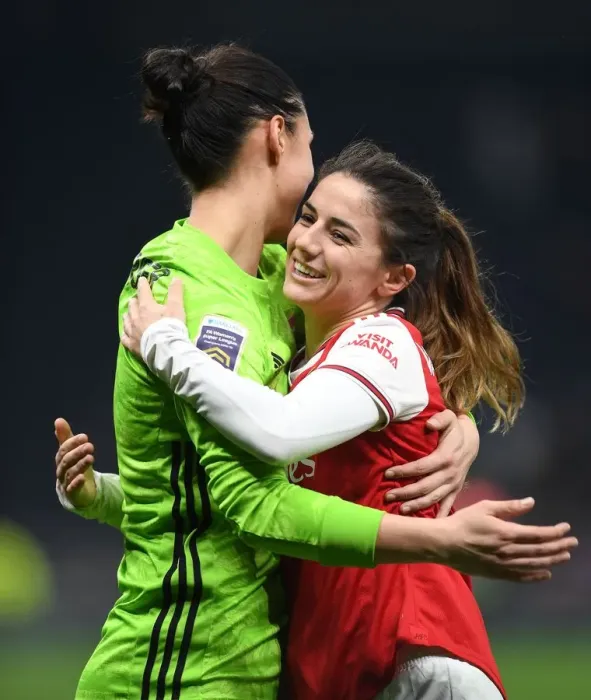 Framed Print : Arsenal Women Triumph Over Tottenham Hotspur in FA Womens Super League Clash