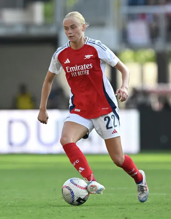 Framed Print : Arsenal Women v Chelsea Women: Pre Season Friendly Framed Print : Arsenal Women v Chelsea Women: Pre Season Friendly