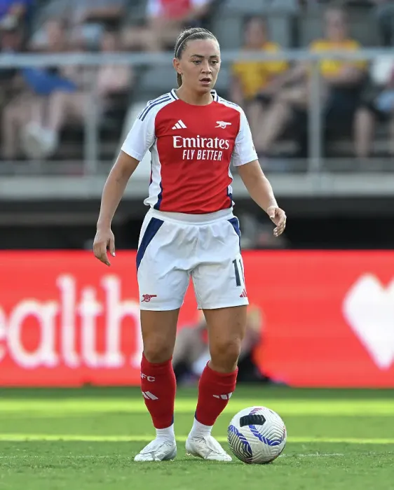 Framed Print : Arsenal Women v Chelsea Women: Pre Season Friendly Framed Print : Arsenal Women v Chelsea Women: Pre Season Friendly