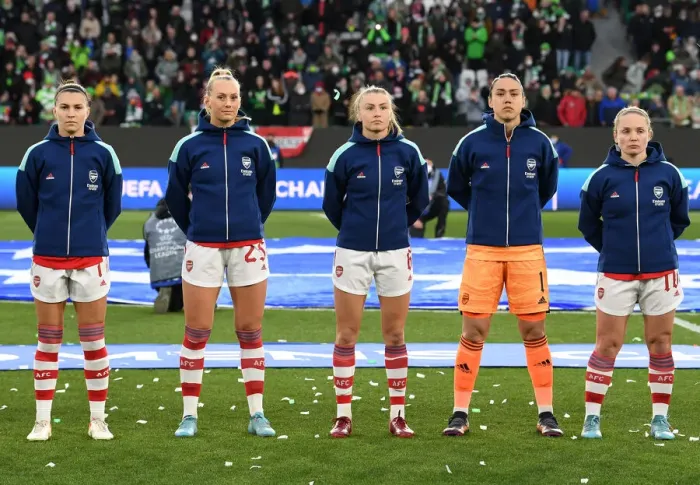 Framed Print : Arsenal Women Take on VfL Wolfsburg in UEFA Champions League Quarterfinals