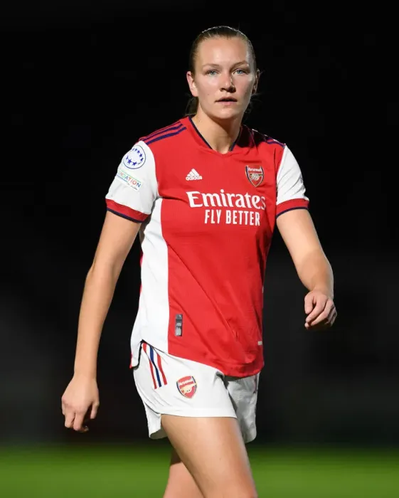 Framed Print : Arsenal Women vs. 1899 Hoffenheim: Showdown in the UEFA Women's Champions League at Meadow Park