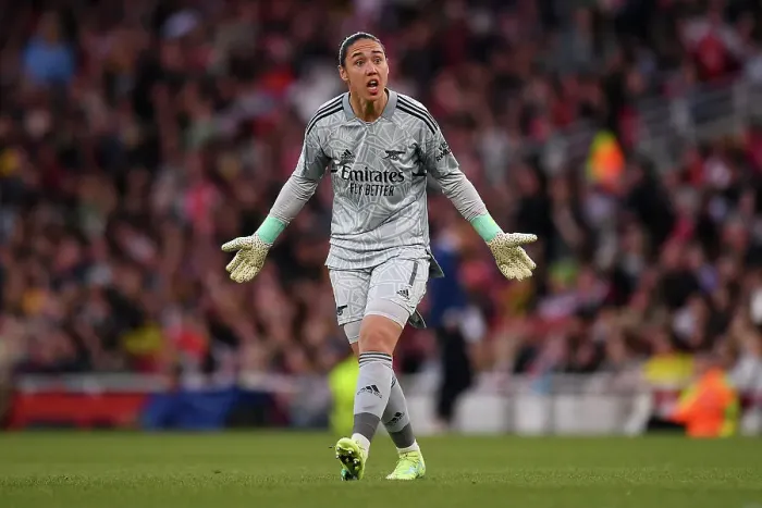 Framed Print : Arsenal Women vs. VfL Wolfsburg: Manuela Zinsberger Engages Fans in UEFA Champions League Semifinal at Emirates Stadium (2022-23)