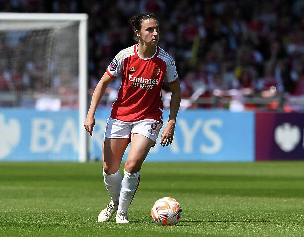 Arsenal Women vs Aston Villa: FA Women's Super League Showdown at Meadow Park (2022-23) - Lotte Wubben-Moy in Action