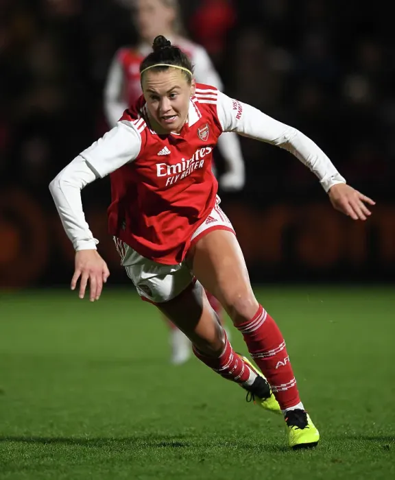 Framed Print : Arsenal Women vs Aston Villa: FA WSL Cup Clash at Meadow Park