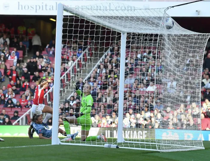 Framed Print : Arsenal Women vs Aston Villa: McCabe Scores Opener in Barclays Super League Clash (2023-24) Framed Print : Arsenal Women vs Aston Villa: McCabe Scores Opener in Barclays Super League Clash (2023-24)