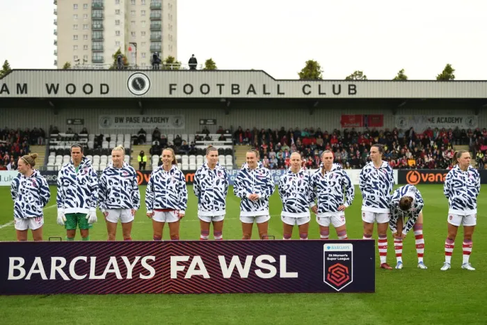 Framed Print : Arsenal Women vs Aston Villa Women: FA WSL Showdown at Meadow Park (2021-22)