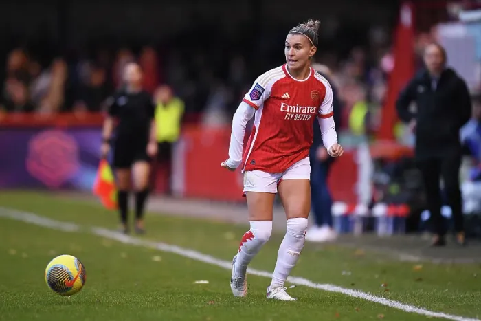 Framed Print : Arsenal Women vs. Brighton & Hove Albion: Barclays Super League Clash