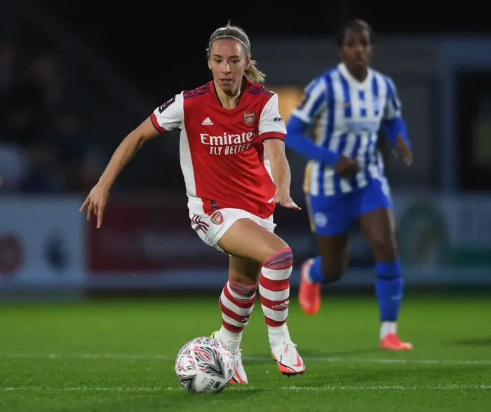 Framed Print : Arsenal Women vs Brighton & Hove Albion: FA Cup Semi-Final Battle