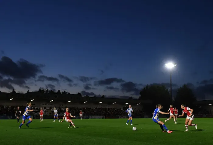 Framed Print : Arsenal Women vs Brighton & Hove Albion: FA Cup Semi-Final Battle
