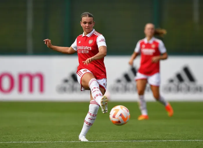 Framed Print : Arsenal Women vs Brighton & Hove Albion Women: Pre-Season Friendly (2022-23) Framed Print : Arsenal Women vs Brighton & Hove Albion Women: Pre-Season Friendly (2022-23)