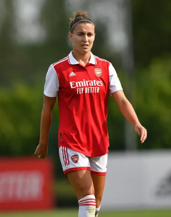 Framed Print : Arsenal Women vs Brighton & Hove Albion Women: Pre-Season Friendly (2022-23)