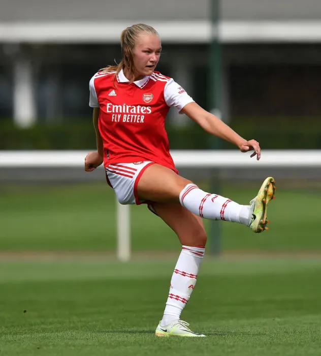 Framed Print : Arsenal Women vs Brighton & Hove Albion Women: Pre-Season Friendly (2022-23) - Frida Maanum in Action