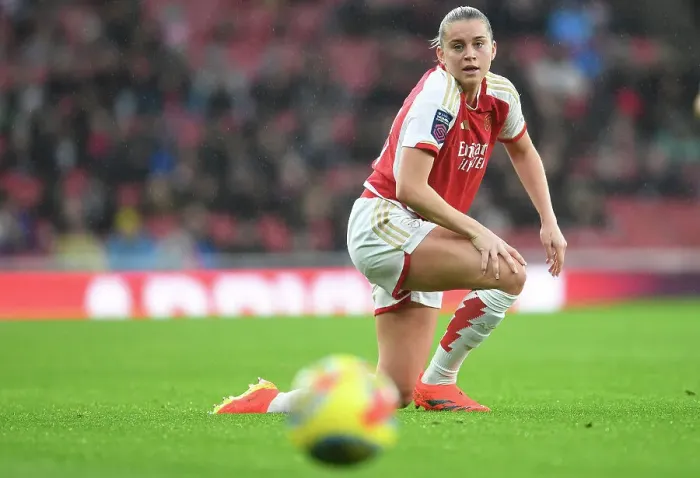 Framed Print : Arsenal Women vs. Chelsea Women: Barclays WSL Clash at Emirates Stadium (2023-24)