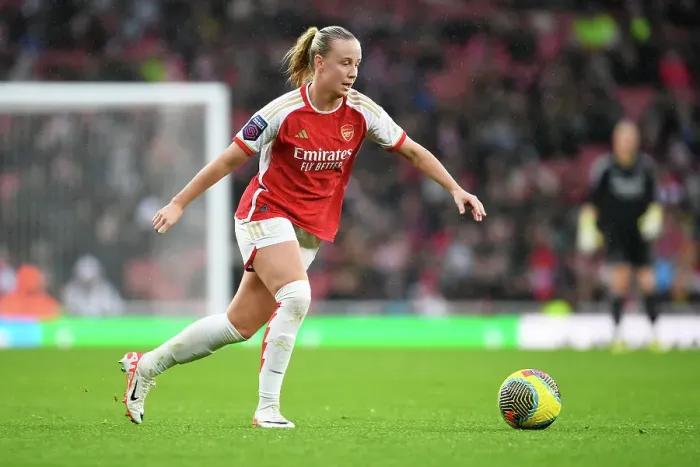 Framed Print : Arsenal Women vs Chelsea Women: Beth Mead in Action at the Emirates Stadium (Barclays Women's Super League, 2023-24)