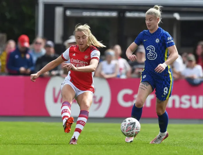 Framed Print : Arsenal Women vs Chelsea Women: FA Cup Semi-Final Showdown Framed Print : Arsenal Women vs Chelsea Women: FA Cup Semi-Final Showdown