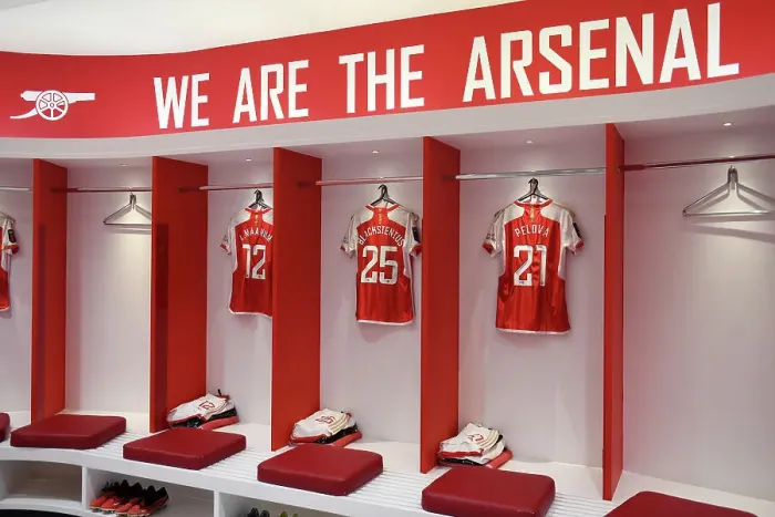 Framed Print : Arsenal Women vs Chelsea Women: Inside Arsenal's Dressing Room Before Barclays Super League Clash (2023-24)