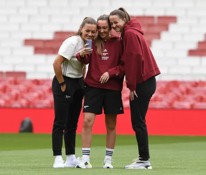 Framed Print : Arsenal Women vs Chelsea Women: McCabe, Evans, and Patten Go Head-to-Head in the Intense Football Rivalry