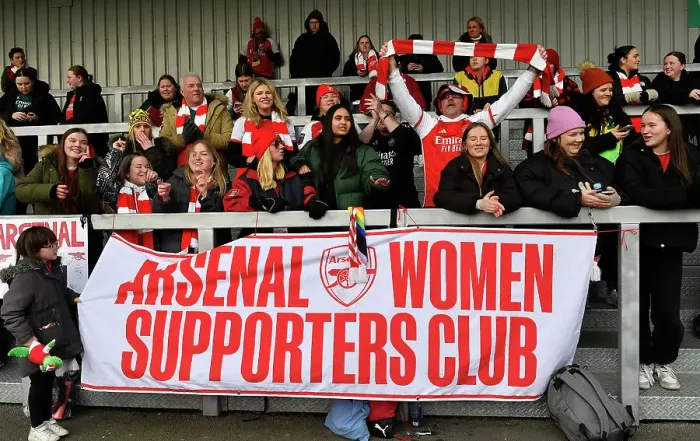 Framed Print : Arsenal Women vs Everton Women: Passionate Fans Pack Meadow Park for Barclays Super League Showdown (2023-24) Framed Print : Arsenal Women vs Everton Women: Passionate Fans Pack Meadow Park for Barclays Super League Showdown (2023-24)