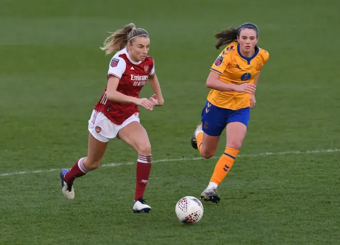 Framed Print : Arsenal Women vs Everton Women: Battle in the FA WSL - Leah Williamson Faces Off Framed Print : Arsenal Women vs Everton Women: Battle in the FA WSL - Leah Williamson Faces Off
