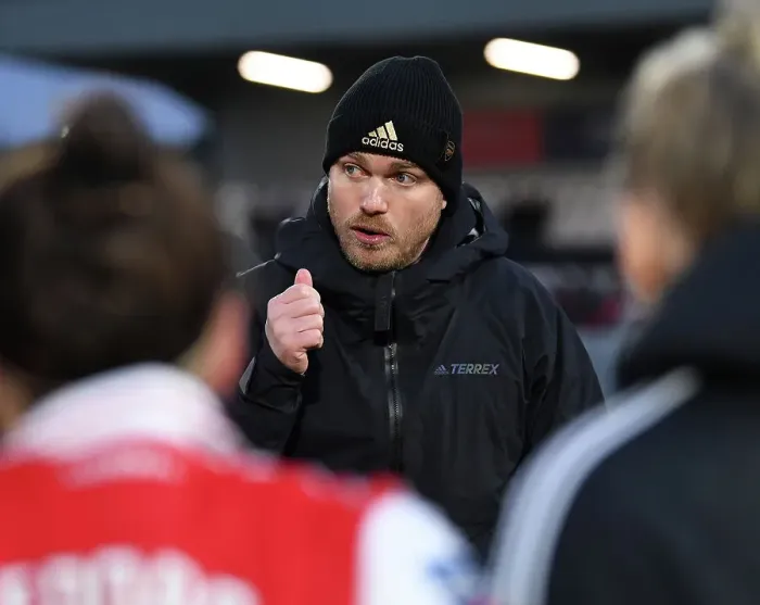 Framed Print : Arsenal Women vs Everton Women: Jonas Eidevall's Team Talk after FA WSL Match at Meadow Park (December 2022)
